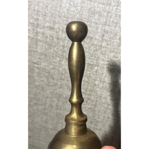Campana Metálica con Acabado Dorado para Decoración Navideña y Decoración del Hogar, a un Precio Económico - Product Image 2
