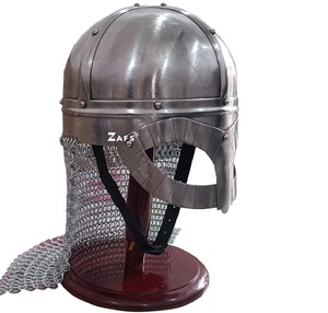 Casque Viking Fait Main avec Armure en Maille de Chaîne en Acier Doux, Casque de Guerrier pour Costume de Cosplay et Affichage Historique - Product Image 2