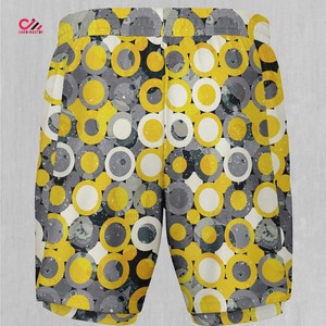 Shorts en maille rayée de qualité supérieure pour hommes, vente en gros, streetwear pour hommes, shorts personnalisés avec broderie, shorts de course, de fitness et d'entraînement - Product Image 4