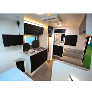 Caravane tout-terrain robuste de 16 pieds avec salle de bain complète, grand lit et auvent pour les aventures en camping - Product Image 5