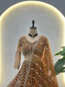 Lehenga Choli Orange FATEMA FASHION de créateur moderne avec broderie blanche complexe et travail de sequins, accompagné d'un dupatta assorti - Product Image 2