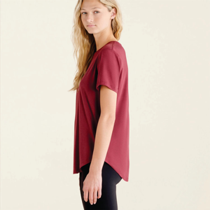 T-shirt à manches courtes col rond pour femme, couleur unie, jersey décontracté, respirant, coupe classique, à porter toute l'année - Product Image 5