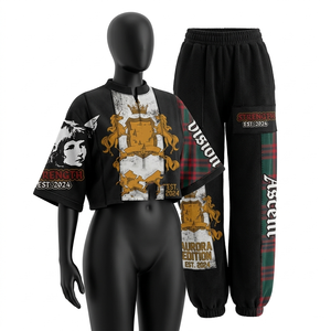 Conjunto de Pantalones y Top Corto Cosmic Explorer, Negro y Rosa, 240 g/m², Algodón French Terry, Estampado Sublimado, Ropa Deportiva para Mujer - Product Image 4