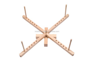 Fil de table Twister au design Amish régulier Swift-Édition limitée grand enrouleur d'écheveau antidérapant fabriqué en Inde marque privée - Product Image 2