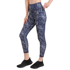 Customized Women Running Leggings Sublimation Quick Dry Polyester/Spandex Breathable Women's Athletic Leggings - Product Image 4