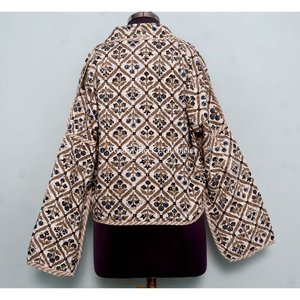 Veste en coton kantha pour femme, dernier design, imprimée, en coton doux, courte, pour l'hiver, tricotée. - Product Image 5