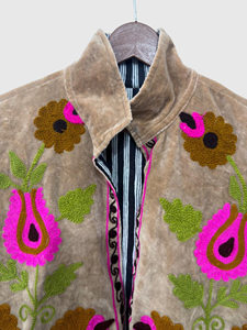 Veste en velours brodée à la main avec des motifs floraux, manches longues, col montant, style chic prairie pour adultes, tenue d'automne - Product Image 6