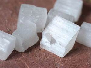 Cubo de Cristal de Selenita Blanca Natural Tallado y Grabado, Decoración de Piedras Preciosas con Tema de Amor, Feng Shui, Meditación, Regalo para el Hogar y las Fiestas - Product Image 5