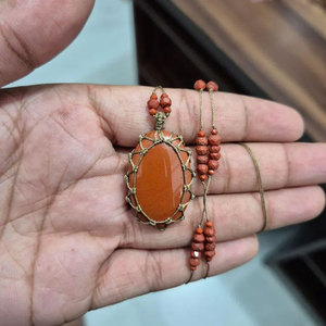 Collar con Colgante de Cornalina Natural Hecho a Mano, Gema Naranja, Joyería Boho de Cristal Curativo, Cordón Ajustable - Product Image 3
