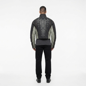 Blouson Moto Court Personnalisé OEM en Toile 470 GSM et Soie Matelassée Biomecanique, Coupe Oversize, Style Motard Urbain pour Homme - Product Image 2