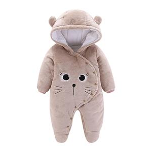 Combinaison de neige pour bébé, barboteuse d'hiver à capuche en velours avec boutons et fermeture éclair, motif ours mignon, manteau d'hiver à manches longues pour filles et garçons - Product Image 4