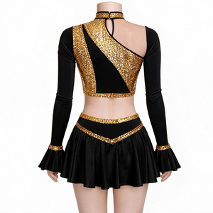 Ensemble d'uniformes de majorettes personnalisés pour femmes - Haut court et leggings en polyester ornés de strass brillants, en stock pour la performance - Product Image 4