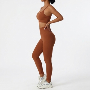 Offre Spéciale – Ensemble de Yoga Femme Personnalisé de Haute Qualité, Respirant, Écologique, en Nylon et Spandex, Séchage Rapide, Taille Mi-Haute, Col Carré - Product Image 3