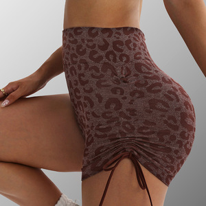 Pantalones Cortos Deportivos de Algodón Suave con Cordón Ajustable y Logotipo Personalizado de Alta Calidad para Mujer, Ideales para Yoga y Gimnasio - Product Image 4