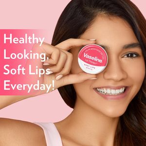 Baume à lèvres Rosy Lips, 17 g |   Hydrate, procure une teinte rose transparente et une brillance éclatante - Product Image 2