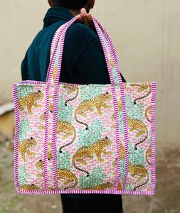 Quilted Cotton <b>Mini</b> Lunch Bag Floral Abstract Print Handbag Block Printed Shopping Bags Beach Bag Travel and Shoulder Tote Bags - Product Image 4