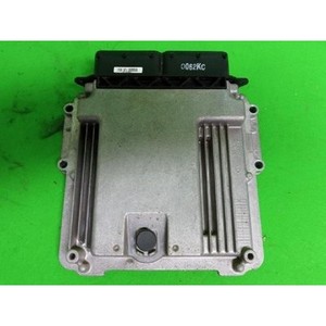 ECUs y Módulos de Computación Usados Forte 391102BAJ8 - Product Image 1