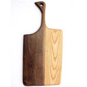 Tabla de cortar de madera duradera para cocina con mango ergonómico y área de corte amplia diseñada para una preparación segura de alimentos. - Product Image 6