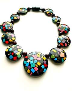 Nouveaux accessoires pour le cou faits à la main pour femmes - perles de luxe tendance - bijoux faits à la main - Product Image 3