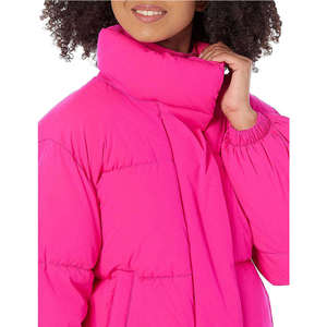 Chaqueta acolchada transpirable para mujer, chaqueta de plumón para mujer, venta al por mayor, chaquetas acolchadas cortas de invierno personalizadas y populares para unisex - Product Image 5