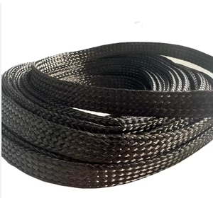 Manchon tressé en fibre de carbone durable et extensible pour protection - Product Image 1