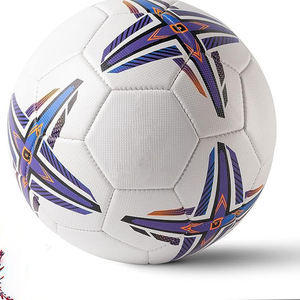Ballon de football en cuir PU PVC imperméable pour jeunes, avec logo personnalisé imprimé, surface texturée, durable, pour entraînement professionnel et matchs d'équipe - Product Image 1