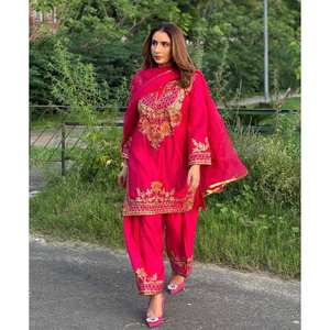 Ensemble de costume pour femme, vêtements de soirée, broderie, travail de séquence - Product Image 1