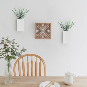Set di 2 Vasi da Parete in Legno Stile Rustico con Piante Artificiali di Eucalipto e Scaffali Espositivi - Product Image 3