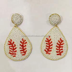 Boucles d'oreilles à la mode en perles de rocaille artisanales brodées anniversaire Type orthodoxe conception de bijoux en perles élégantes - Product Image 1