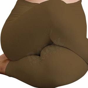 Ensembles de yoga pour femmes, tenues de course et de sport, tissu doux, sans coutures, légers, en vente - Product Image 3