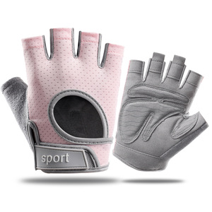Gants de sport demi-doigts en cuir PU unisexe pour musculation, entraînement fitness, amélioration de la préhension, avec support de poignet à enfiler - Product Image 3