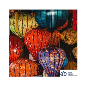 BEST SELLER Lanternes en soie authentiques vietnamiennes de Hoi An |   Lanterne pliante en bambou artisanale traditionnelle Déco - Product Image 1