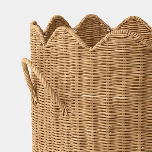 Cesta de Ratán con Borde Festoneado, Organizador Decorativo, Artesanía Vietnamita Hecha a Mano, Decoración Rústica Boho para el Hogar, Duradera - Product Image 3