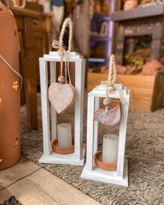 Farol de Madera Decorativo para Regalos de Aniversario, Fiestas de Compromiso, Despedidas de Soltera y Elegantes Celebraciones de Boda - Product Image 4