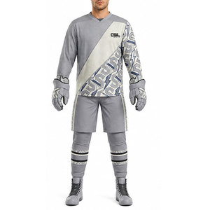 Uniforme de hockey sobre hielo duradero para jugadores jóvenes y adultos con tela cómoda y diseño inspirado en equipos profesionales - Product Image 3