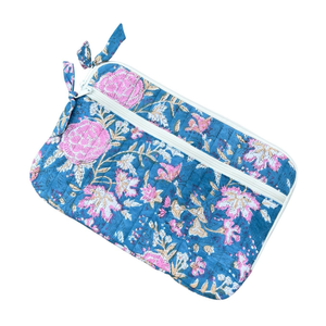 Funda para Portátil de Algodón Hecha a Mano en Jaipur, con Bolsillos con Cremallera, Diseño Floral Acolchado Estampado, Suave, Protectora, Ecológica y Portátil - Product Image 1