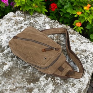 Sac bandoulière vintage en cuir et toile, sac de poitrine, sac de voyage et de randonnée, sac à épaule zippé pour hommes, vente en gros LCSB-0002 - Product Image 4