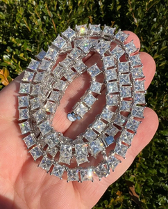 Collar Gargantilla de Mujer con Circonita Cúbica Bañada en Rodio, Corte Princesa, Engaste en Canal, Estilo Clásico, Joyería para Fiesta - Product Image 2