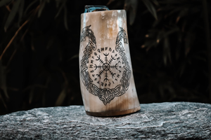 Jarra Vikinga para Beber con Opciones de Grabado Personalizado, con Sellador Epóxico Seguro para Alimentos, Material de Cuerno Natural y Fabricación Experta - Product Image 6
