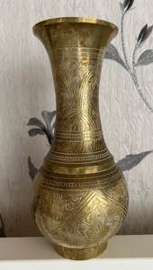Modern Handmade Brass Flower <b>Vase</b> with Flower Motif Eco-Friendly Wide Mouth for Living Room Table Entryway Hall Decor - Product Image 6
