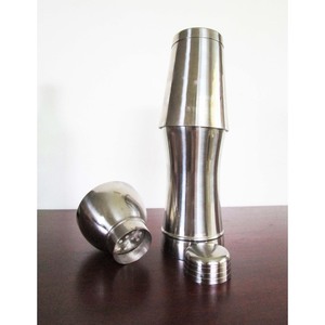 Durable Barware <b>Accessories</b> Silver Glossy Metal Cocktail Shaker for Hotel and Bar Wine & <b>Drinkware</b> Beverage Serving Supplies - Product Image 2
