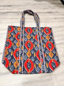 Sac fourre-tout matelassé en coton 100 % fait main, sac à main traditionnel en coton avec poignées pour femme, artisanat en coton - Product Image 3