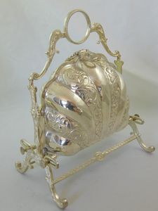 Gold Double Shell Brass Folding Serving Platter Victorian Charm Biscuit Caddy Modern Style Biscuit Barrel Box Tableware - Product Image 5