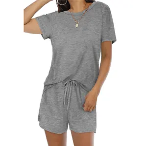 ชุดเสื้อยืดแขนสั้นสองชิ้นสำหรับผู้หญิงชุดเสื้อยืดแขนสั้นกางเกงขาสั้นสีพื้นเรียบสำหรับฤดูร้อน - Product Image 2