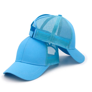 Achetez une casquette de baseball personnalisée à 6 panneaux pour femme avec ouverture pour queue de cheval, style trucker - Product Image 3