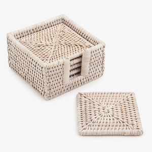 Ensemble de dessous-de-verre en rotin faits à la main, forme carrée, finition blanche, taille personnalisable, article écologique - Product Image 1