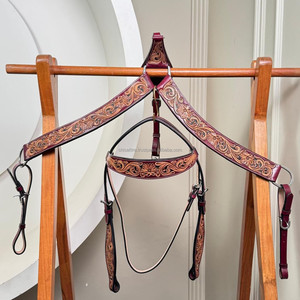 Cabecera de cuero de vaca genuino con Riendas de cuello de pecho, juego de tachuelas personalizadas para carreras de caballos a precio de venta al por mayor - Product Image 5