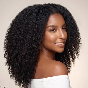 Peluca rizada elegante de alta demanda, sin pegamento, con frente de encaje, suave y de rizo natural para mujer, para uso diario y de moda, disponible para la venta. - Product Image 3