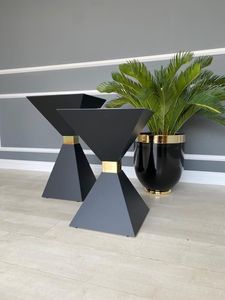 Nouveaux pots à plantes avec cadre et finition noire, de forme ronde, faits à la main, pour la décoration, proposés par les exportateurs - Product Image 3