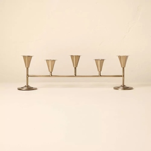 Dernier design de chandelier à 5 bras en métal plaqué or, porte-bougie décoratif, décoration de table, décoration d'intérieur, centre de table, options de personnalisation - Product Image 1